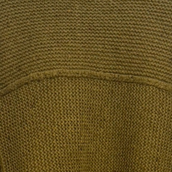 Cabi 4656 Monroe Pullover Fall 2024 Small EUC - Picture 5 of 7